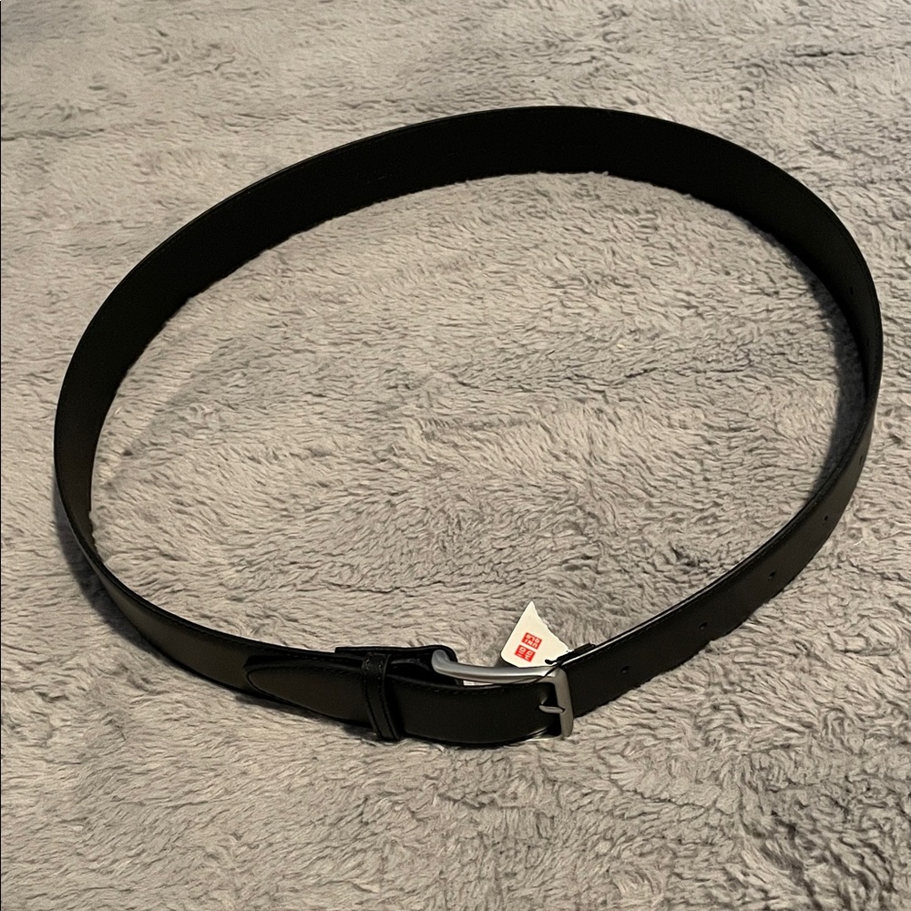 Uniqlo Women’s Black Leather Belt, New
